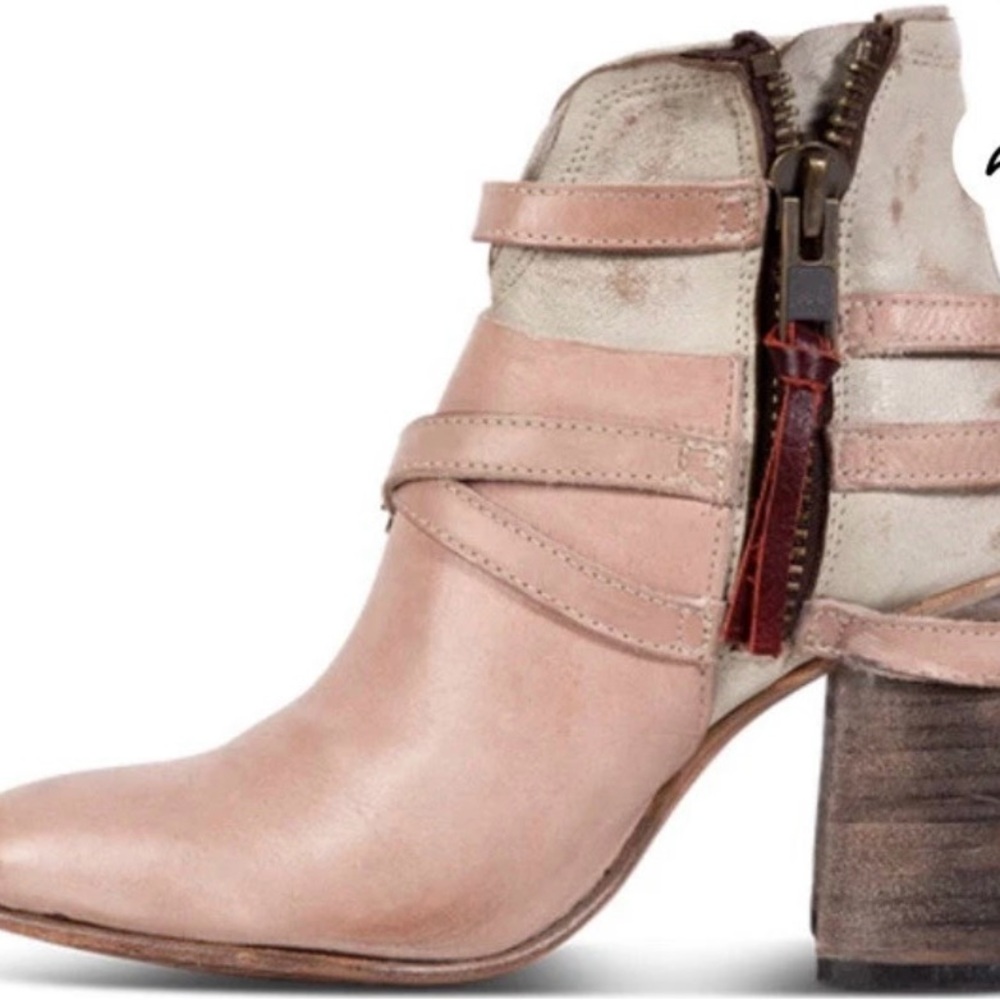 Freebird Jerome Blush booties, size 10 (fits like a 9 as these run small/narrow) - Picture 5 of 10